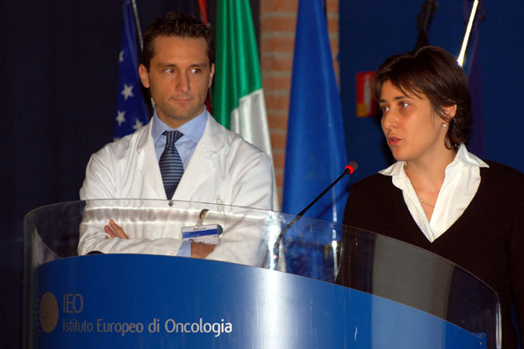 Lucas Minig coferencia en IEO Oncología Italia