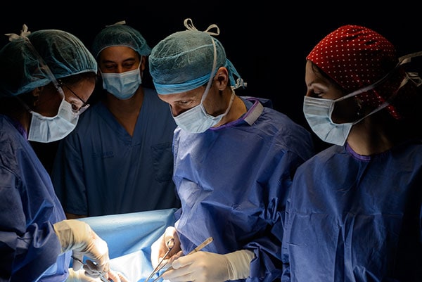Cirugia Citorreduccion por Cáncer de Ovario